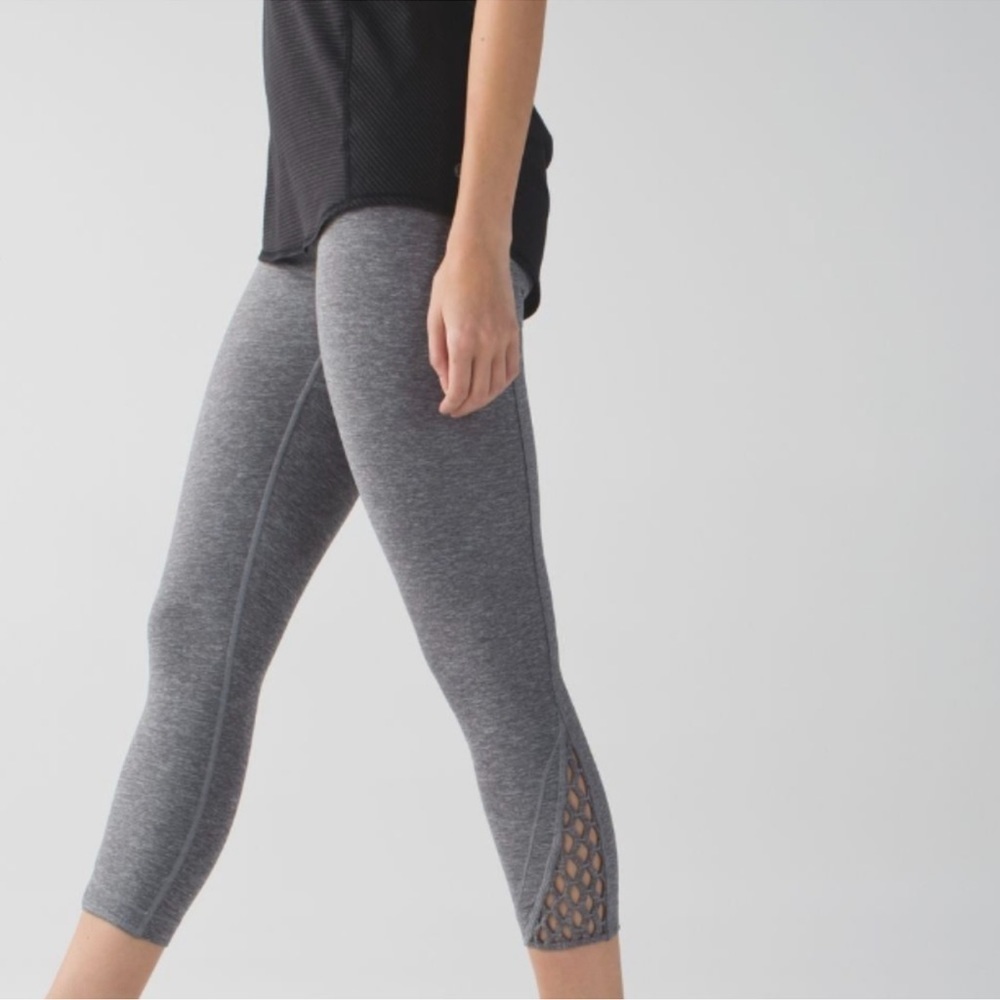 Lululemon Gray True Self Crop Yoga Leggings size 6